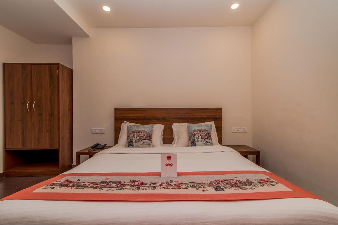 Miramar Hotel And Resort 帕纳吉 外观 照片